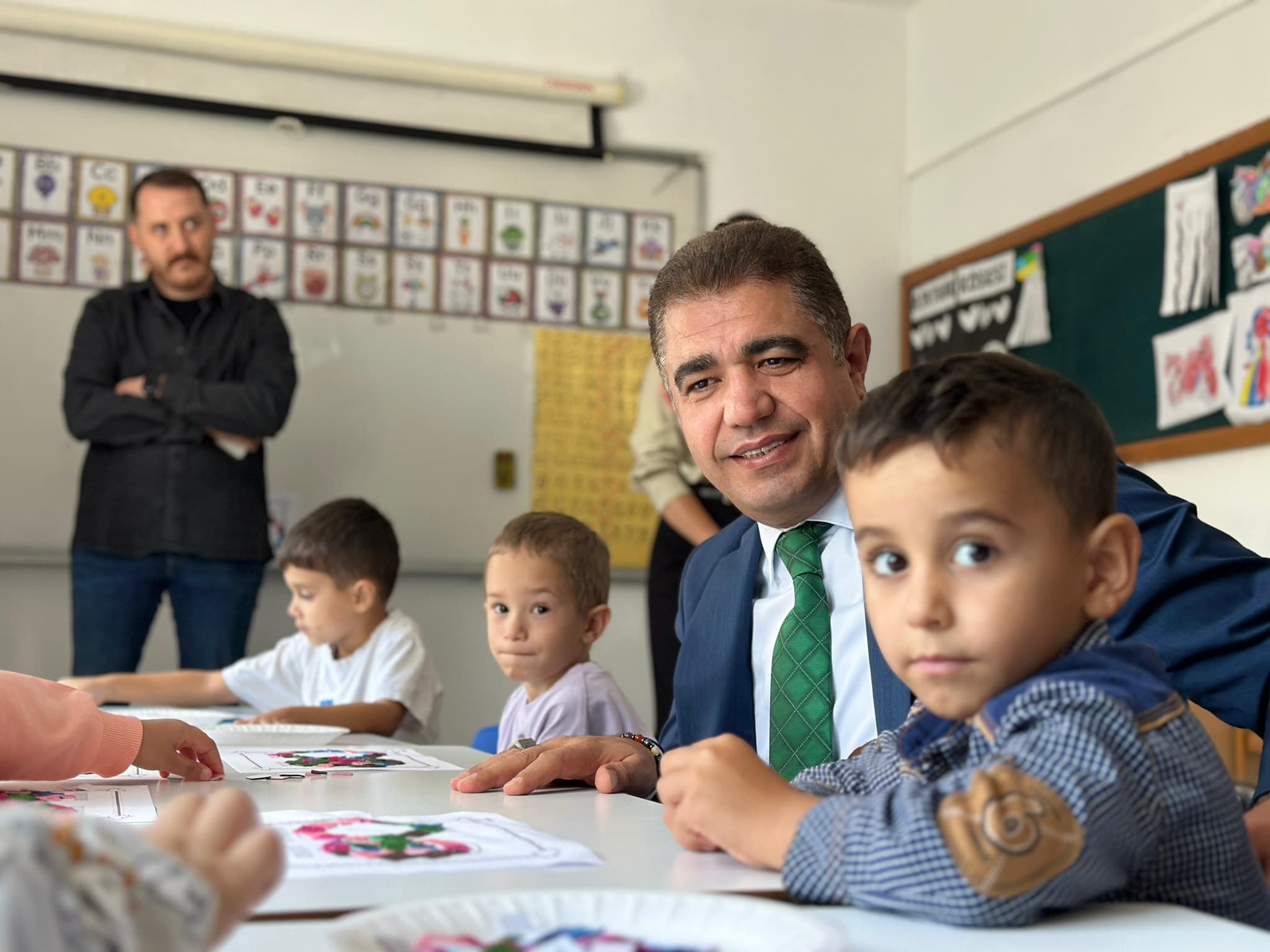 Köy Okuluna Vali Ziyareti